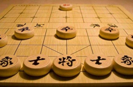 象棋为什么会有5个卒5个兵？有什么历史典故？