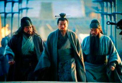 刘备是英雄吗?为何曹操唯独对刘备另眼相看？