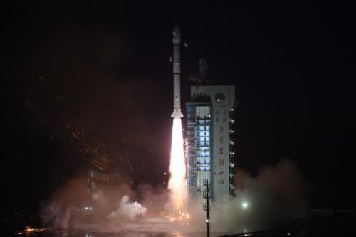 中国成功发射高分十二号02星 长征系列运载火箭第364次发射
